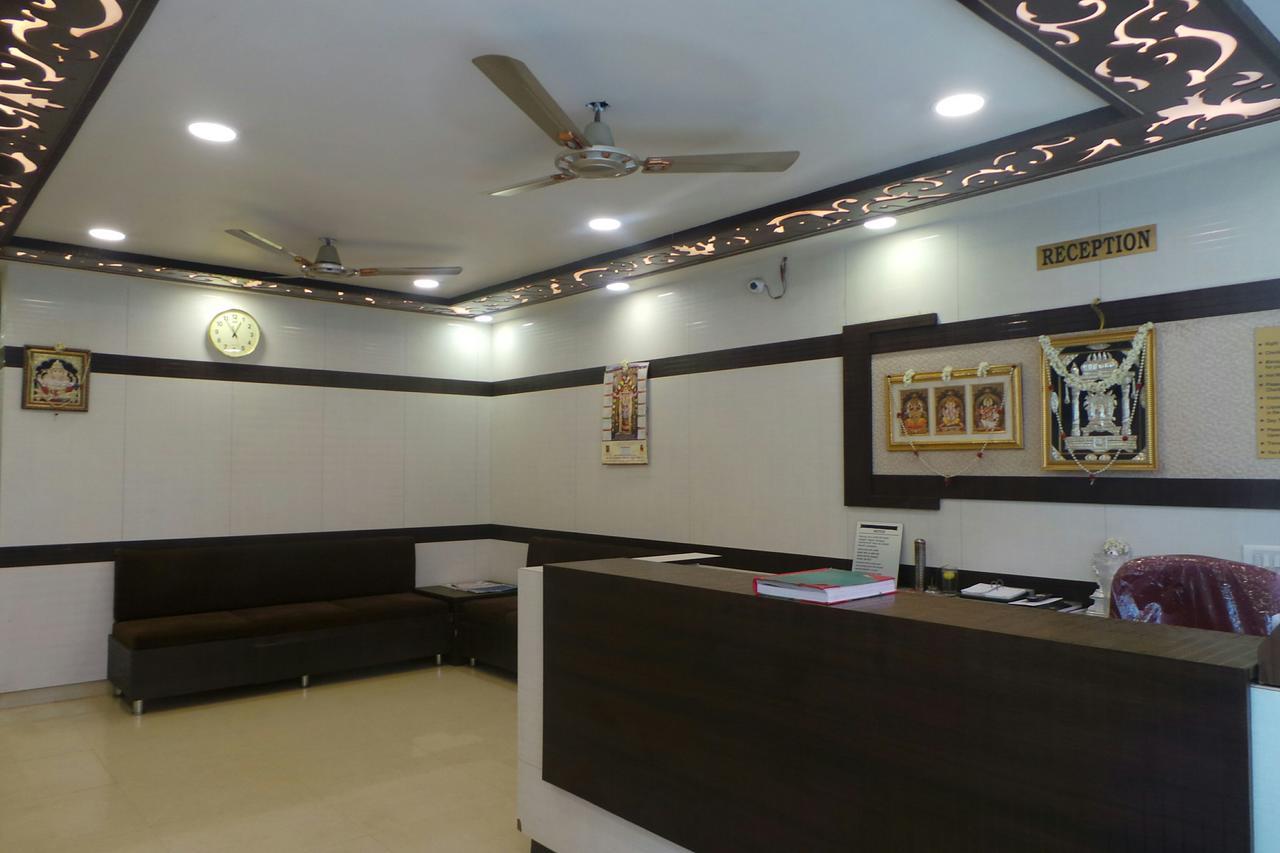 Manjusri Paradise Hotel Bangalore Eksteriør billede