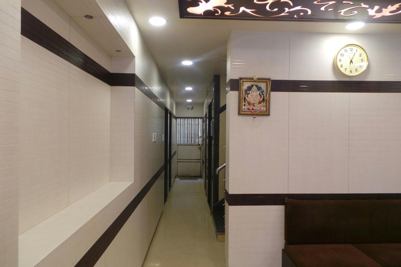 Manjusri Paradise Hotel Bangalore Eksteriør billede